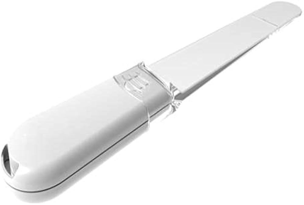 tongue depressor with light